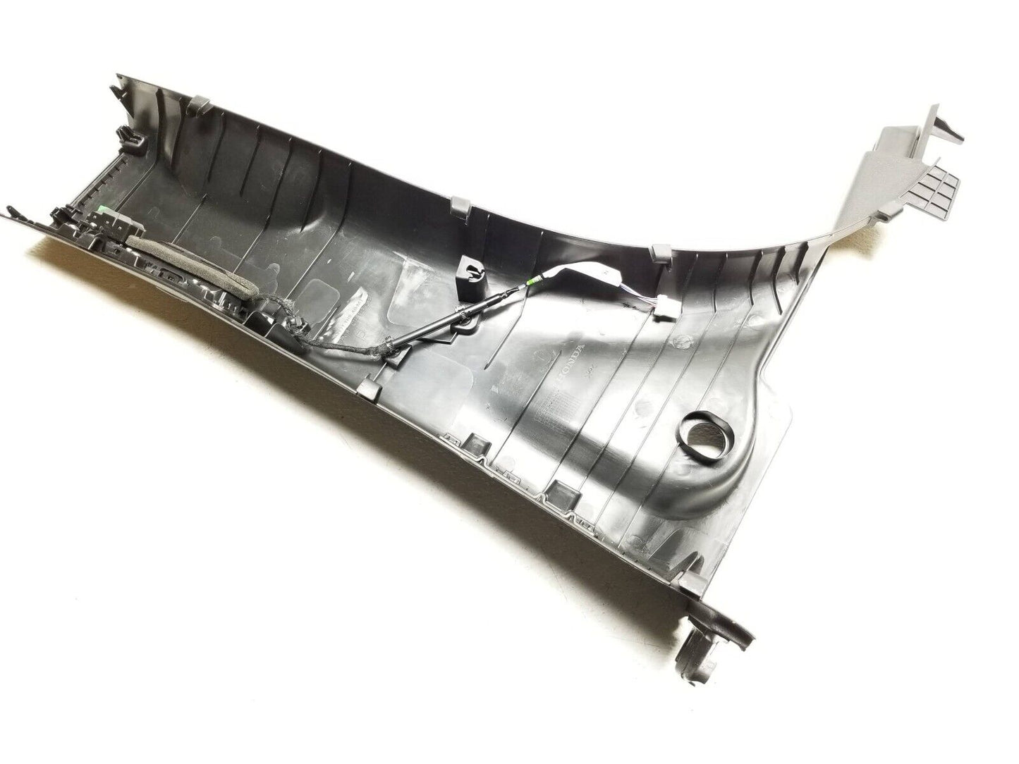 18 19 20 21 22 Honda Odyssey Passenger B Pillar Panel Cover Trim W/ Air Vent OEM