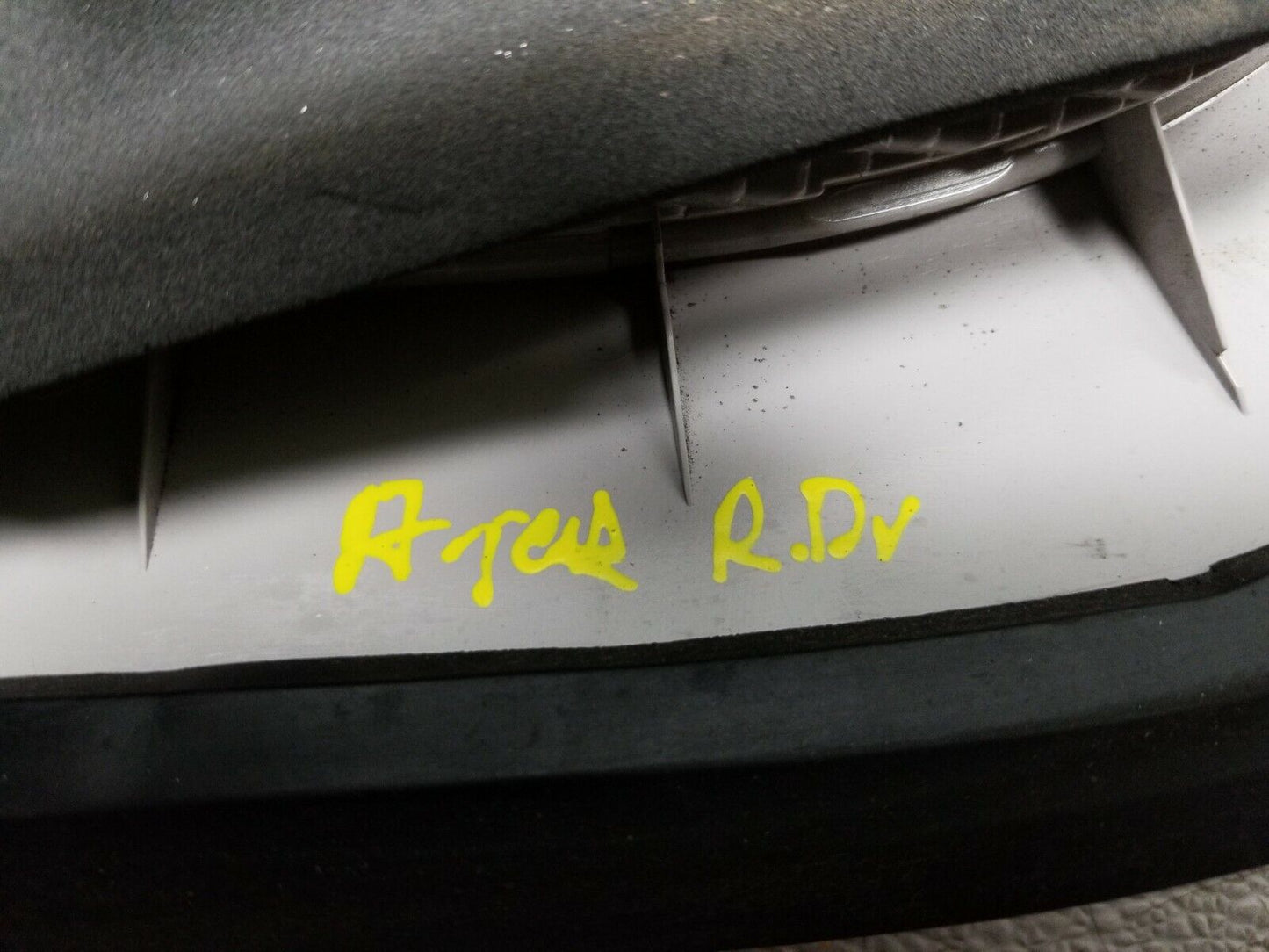 15 16 17 GMC Terrain Left Driver Side Inner Tail Light OEM 14k Miles