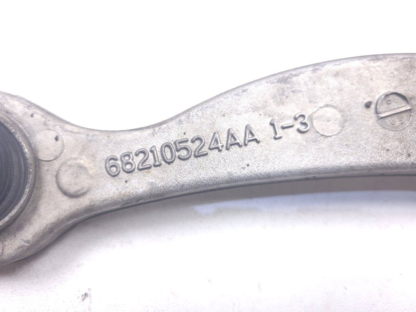 15 - 18 Dodge Challenger Rear Control Arm Right Passenger Side 4pcs OEM 87k