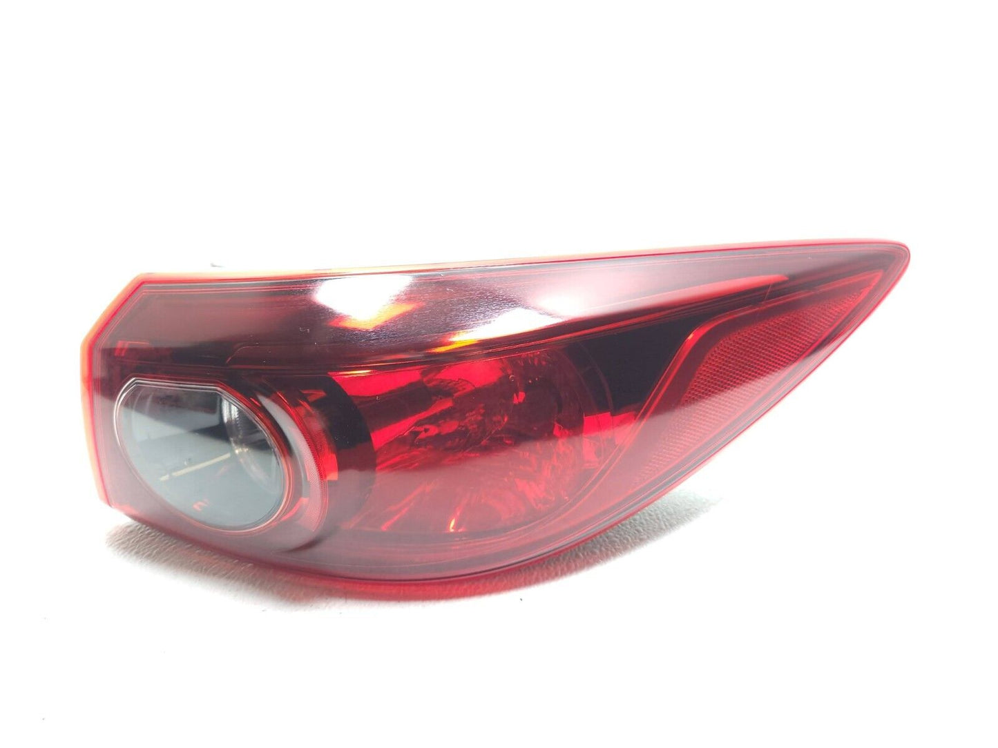 14 15 16 Mazda 3 Tail Light Outer Passenger Side Right OEM