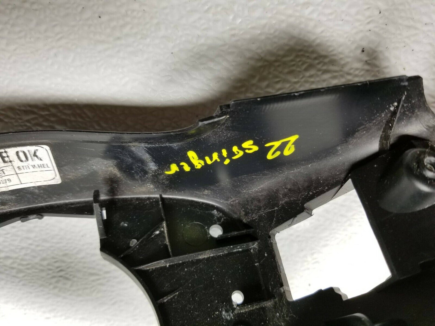 21 22 Kia Stinger Steering Column Shroud Trim Cover OEM 312 Miles