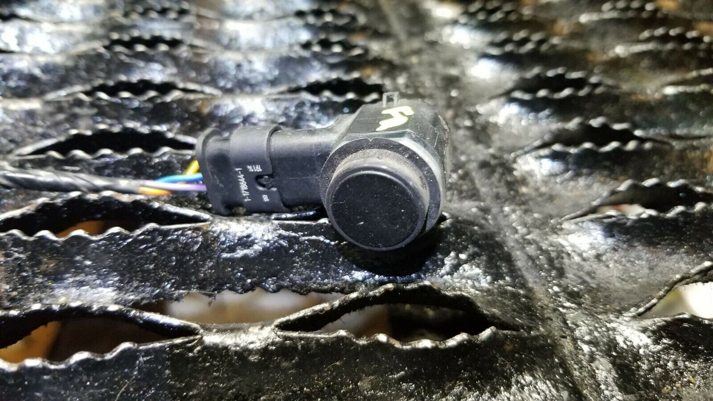 14 15 16 17 Volvo S60 Front Park Assist Parking Sensor Pdc 31341344 OEM 42k