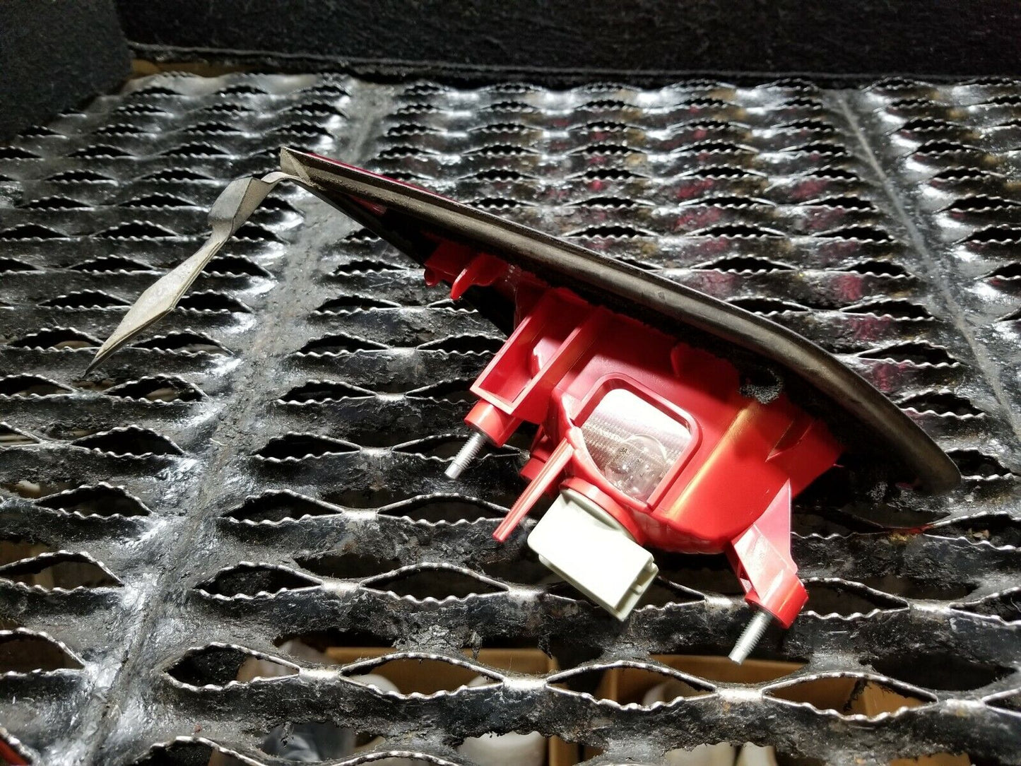 14 15 Infiniti Q40 Right Passenger Side Inner Tail Light OEM 34k