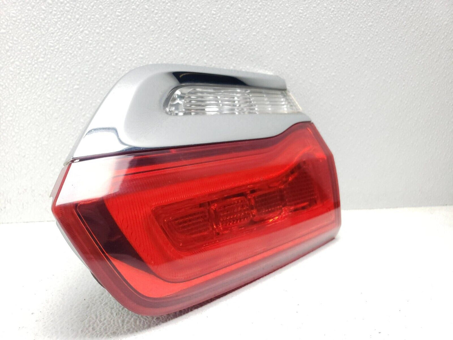 14 15 16 17 Jeep Grand Cherokee Driver Left Inner Tail Light OEM
