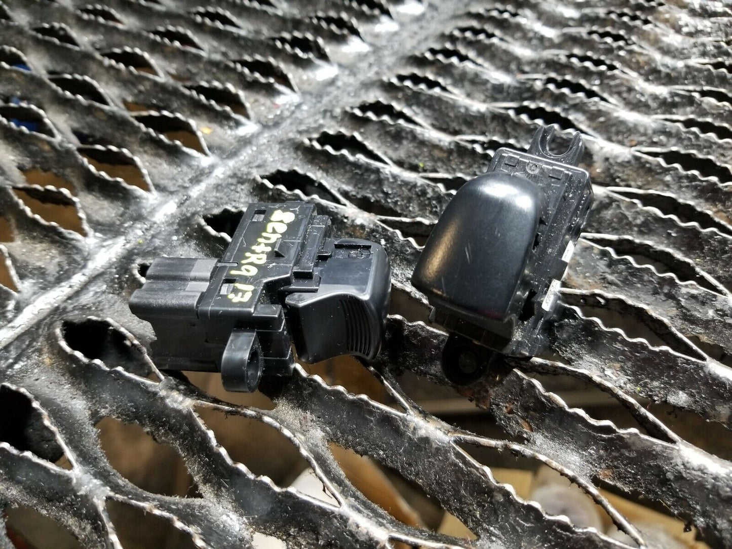 16 17 18 Nissan Sentra Rear Door Window Regulator Switch Left & Right OEM 40k