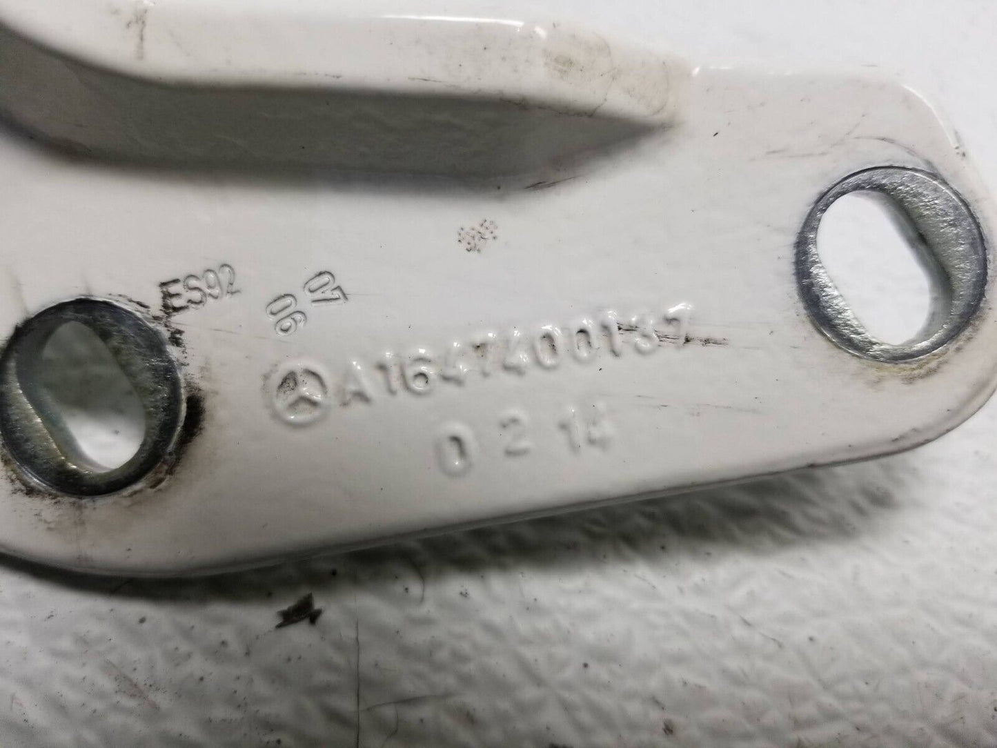 06 07 08 09 10 11 Mercedes Ml500 Trunk Liftgate Hinge Right & Left Side Pair OEM