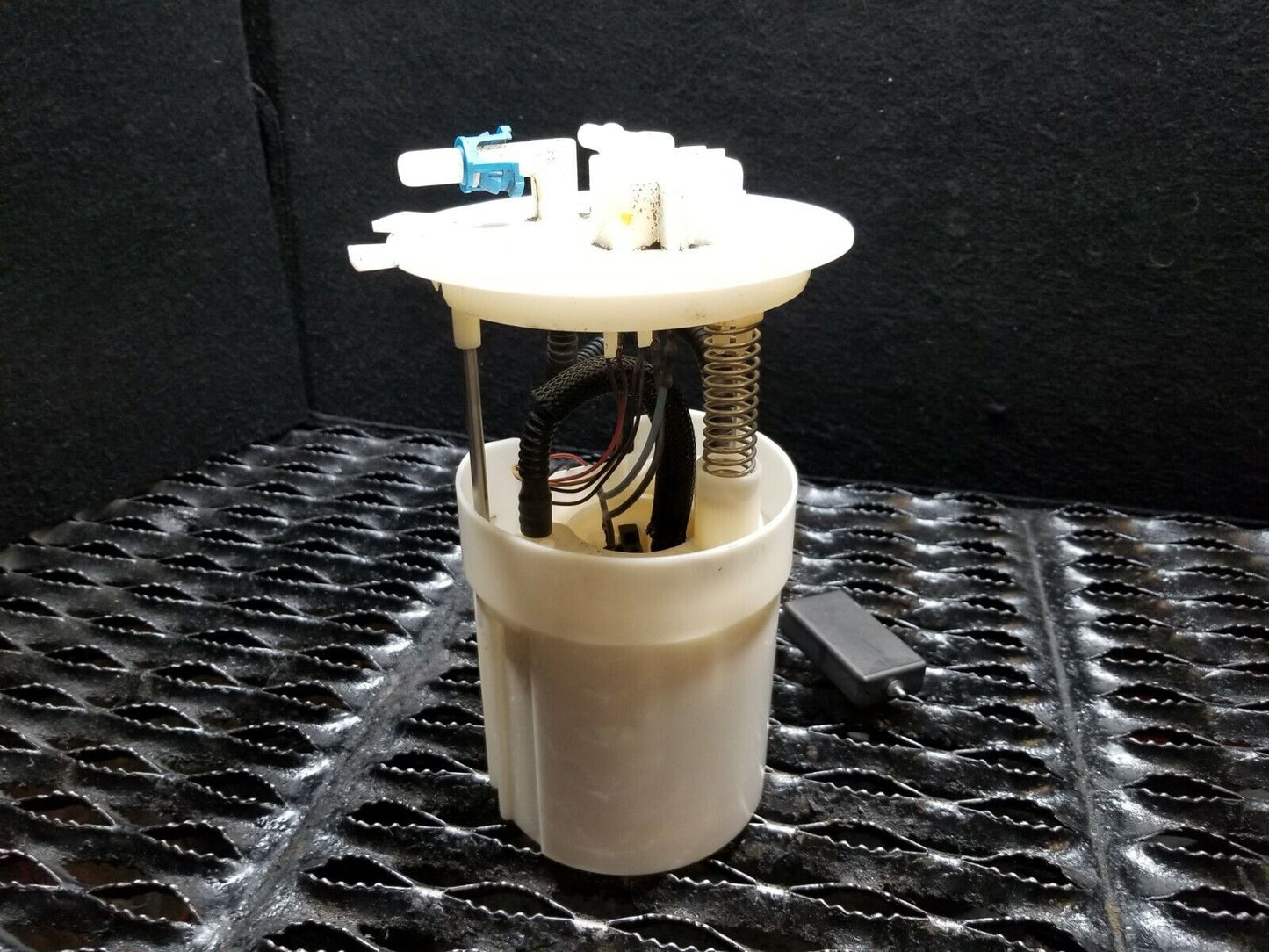 09 10 11 12 13 14 Nissan Maxima Fuel Pump OEM