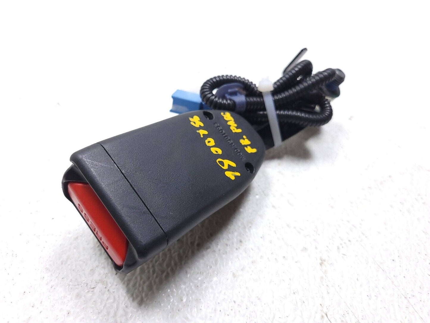 18 19 20 21 22 Honda Odyssey Front Passenger Seat Belt Buckle OEM