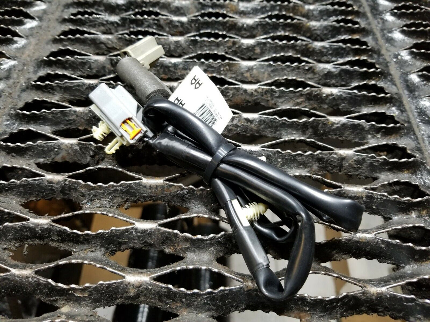 2008-2012 Ford Escape Wire Harness Connector Plug  OEM