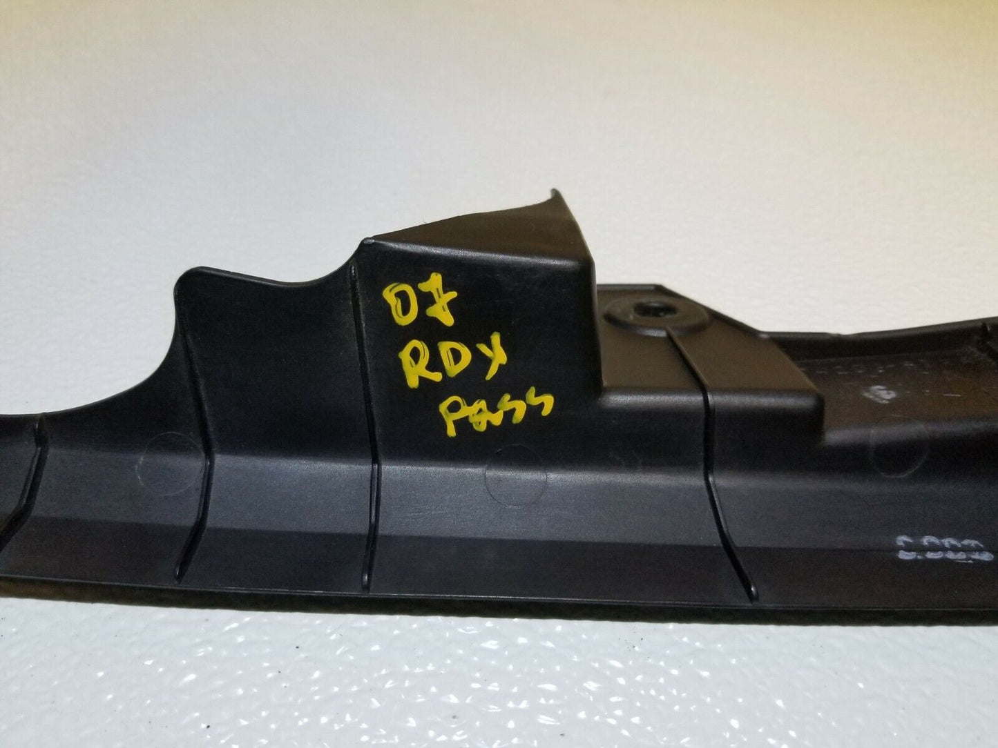 07 08 09 Acura RDX Passenger Right Front Fender Upper Trim Cover 74206stk OEM