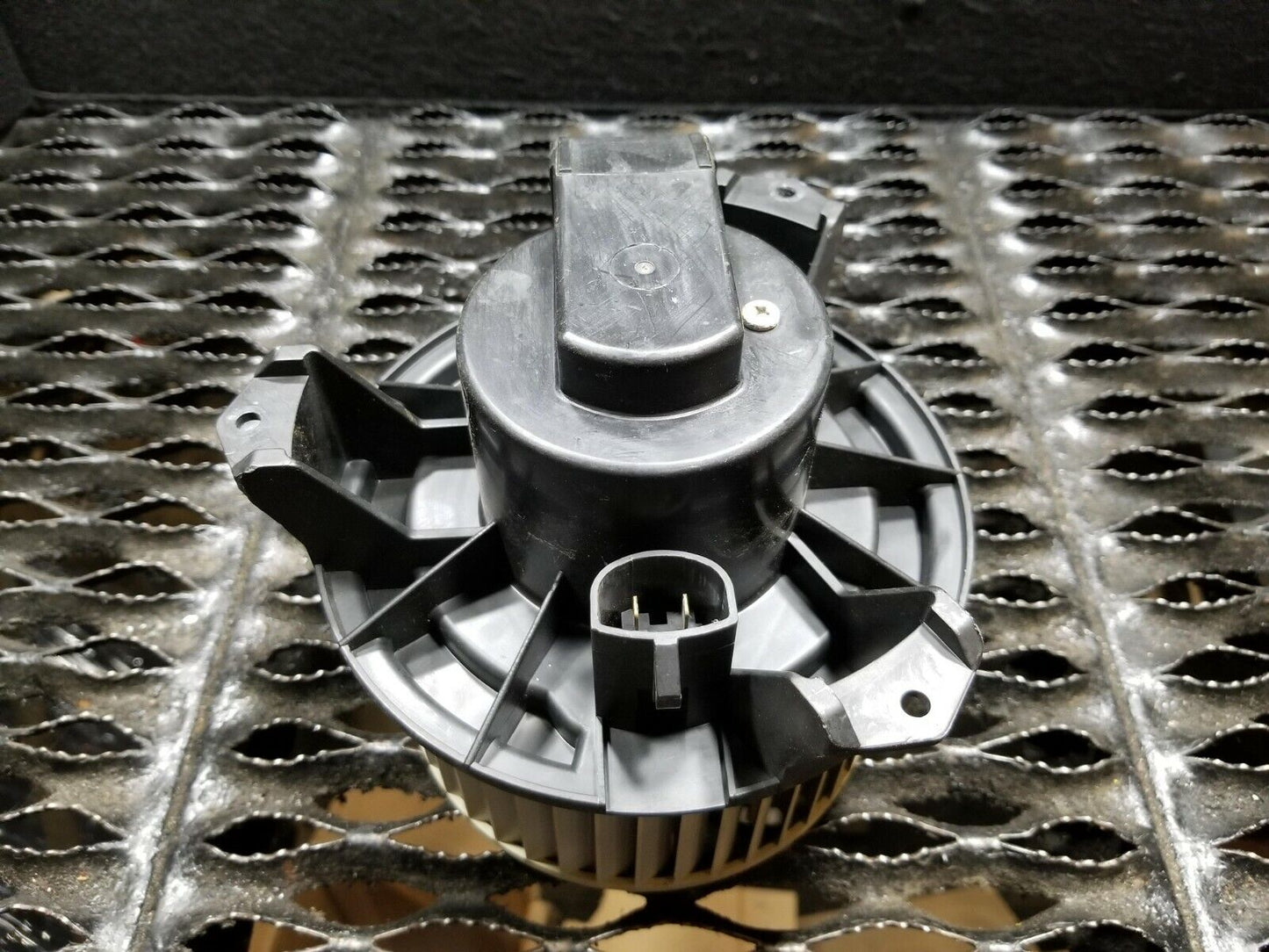 05 06 07 08 09 Ford Mustang Convertible Blower Motor OEM 44k