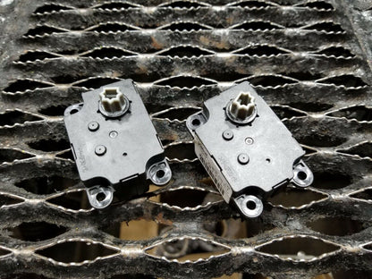 15 16 17 18 Chevrolet Impala HVAC AC Heater Blend Door Actuator (pair) OEM