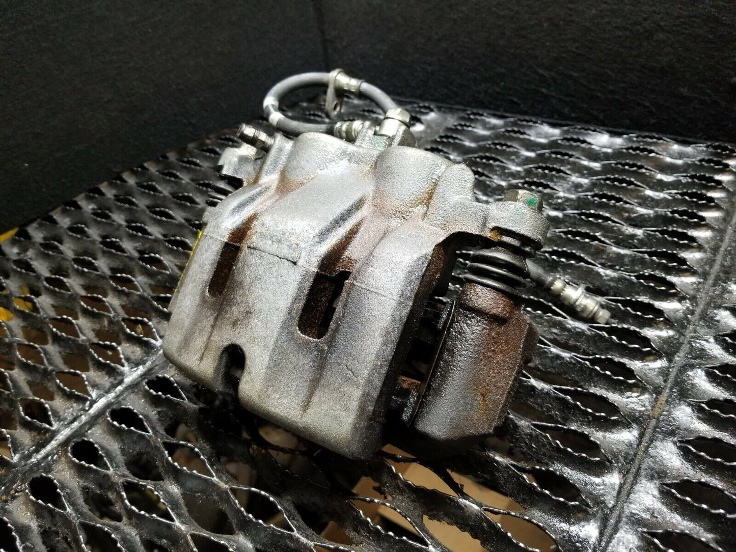 15 16 17 Acura TLX 2.4l Front Right Passenger Side Brake Caliper OEM