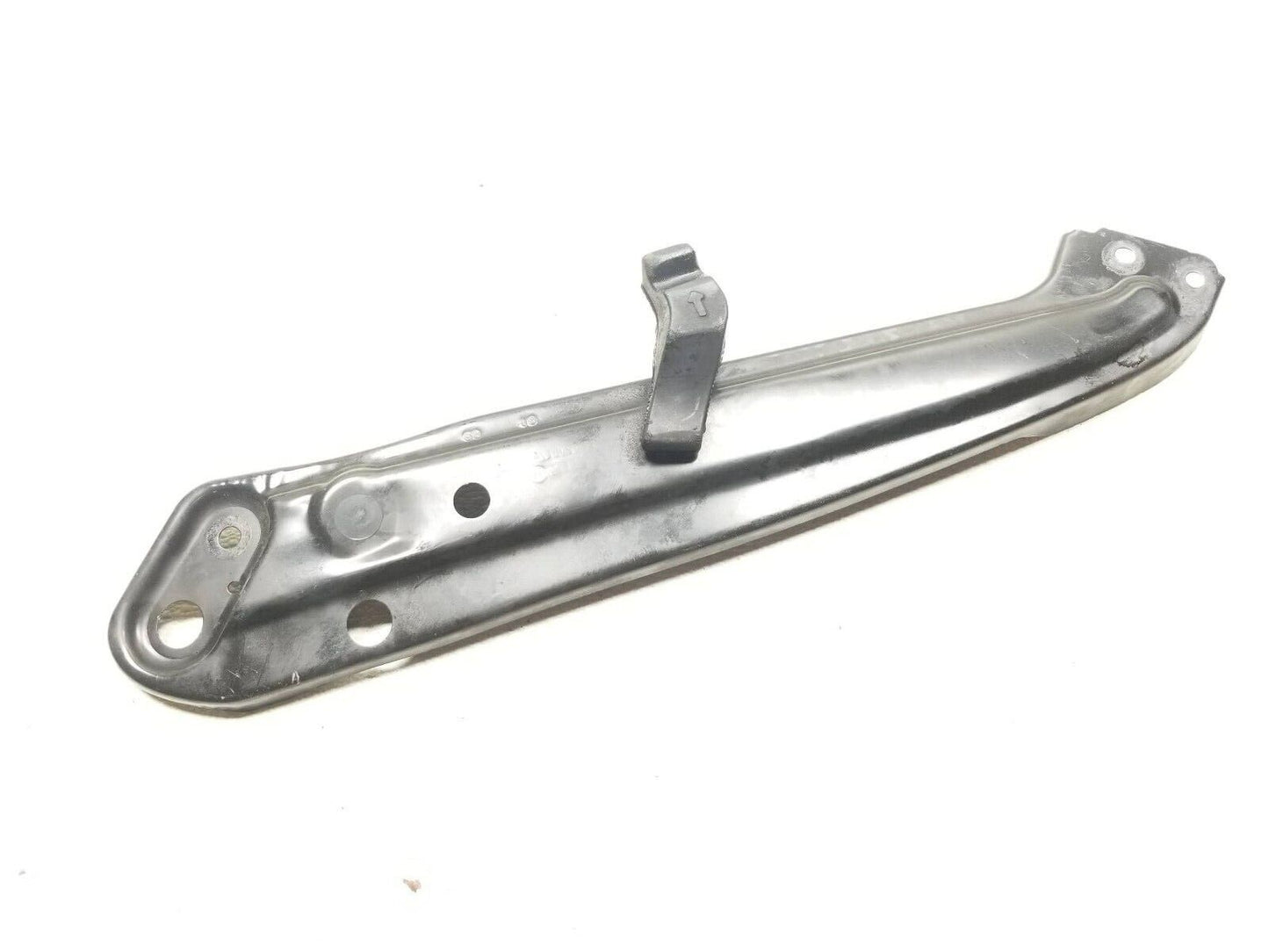 19 20 21 Volkswagen Jetta Radiator Support Panel Brace Right Pass 17a805932a OEM