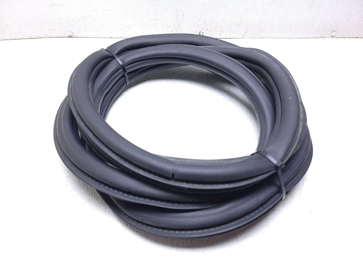 12-19 Volkswagen Passat B7 Front Door Weatherstrip Seal Passenger Side Right OEM