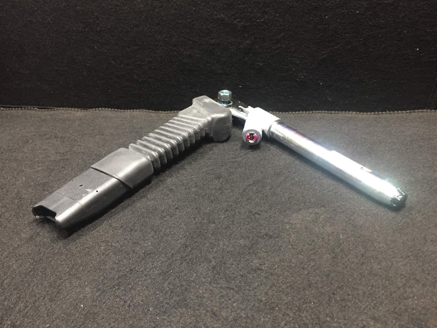 2010 2011 Kia Soul Front Right Seat Belt Buckle OEM A1