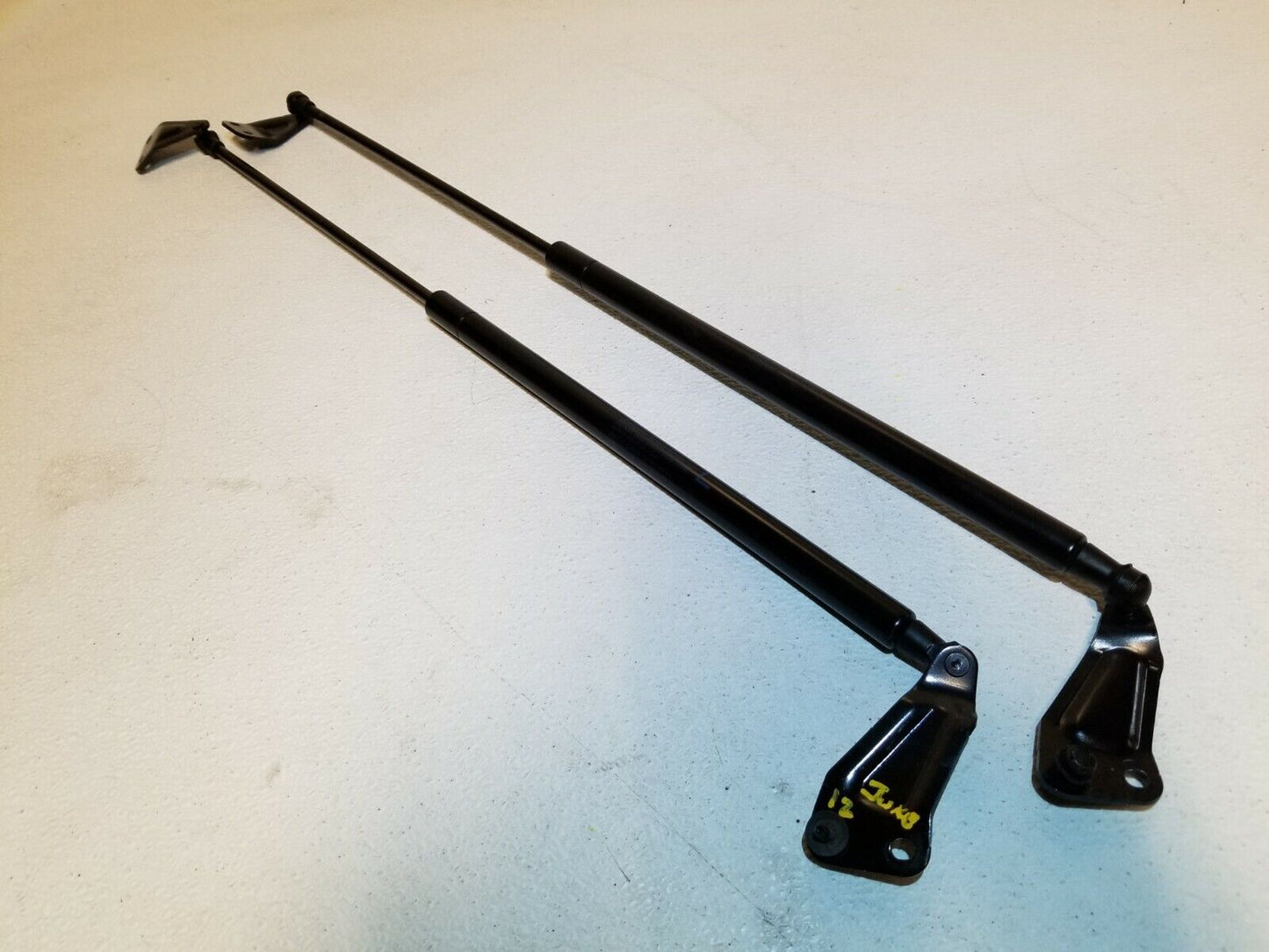 11 12 13 14 Nissan Juke Trunk Tailgate Strut Lift Support 2pcs OEM