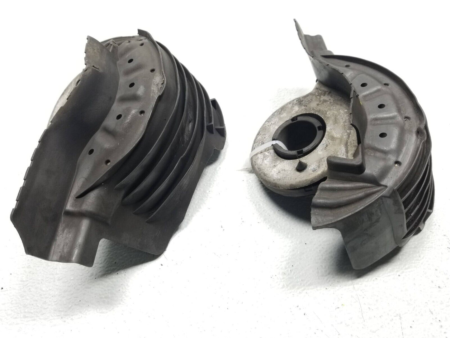 12 13 14 15 16 17 Audi A7 Rear Shock Strut Stone Guard Shield Pair OEM