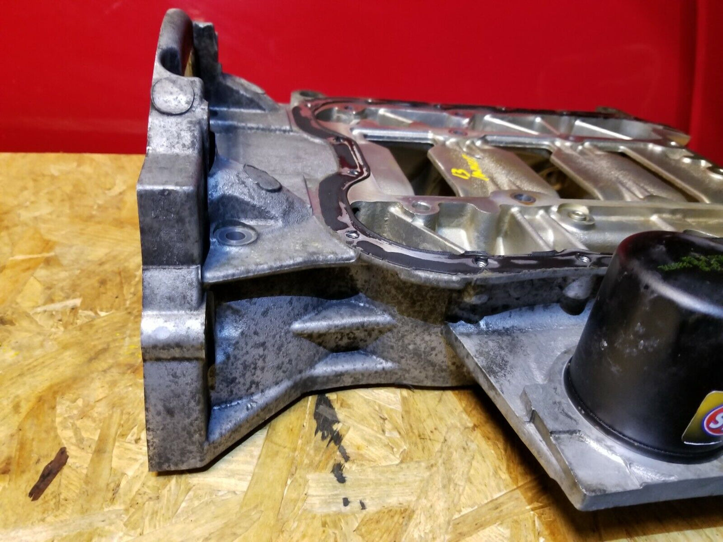 10 11 12 13 Mitsubishi Lancer 2.0l Engine Upper Oil Pan OEM 56k Miles