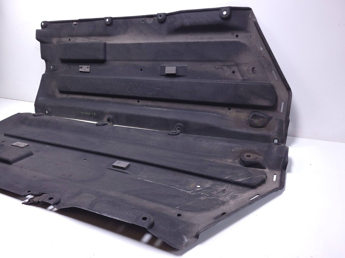 20 21 22 Hyundai Venue Floor Under Body Splash Shield Cover Panel Pair OEM