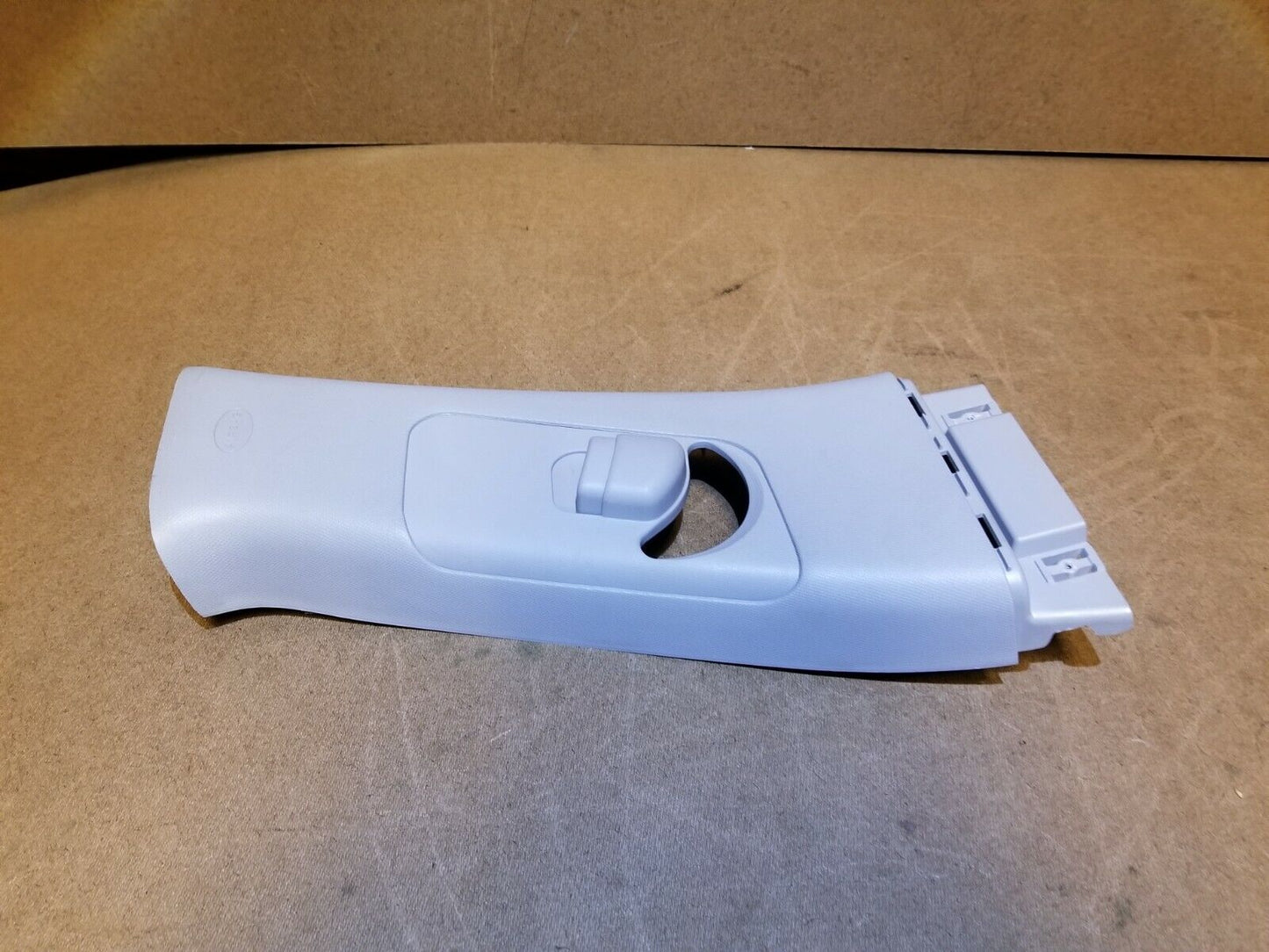10 11 12 13 14 Hyundai Sonata Right Passenger Upper B Pillar Trim Cover OEM 55k