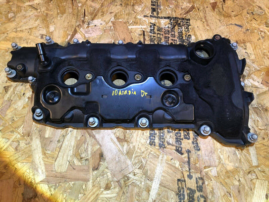 13 14 15 GMC Acadia Valve Cover Left Driver Side OEM