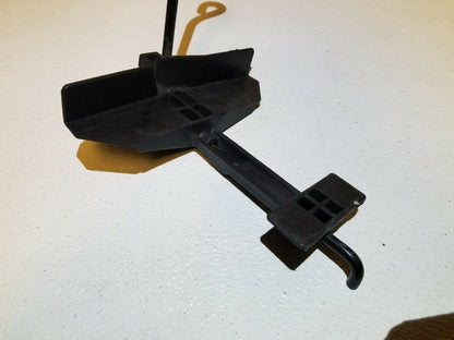07 08 09 10 Chrysler Sebring Battery Hold Down Retainer OEM
