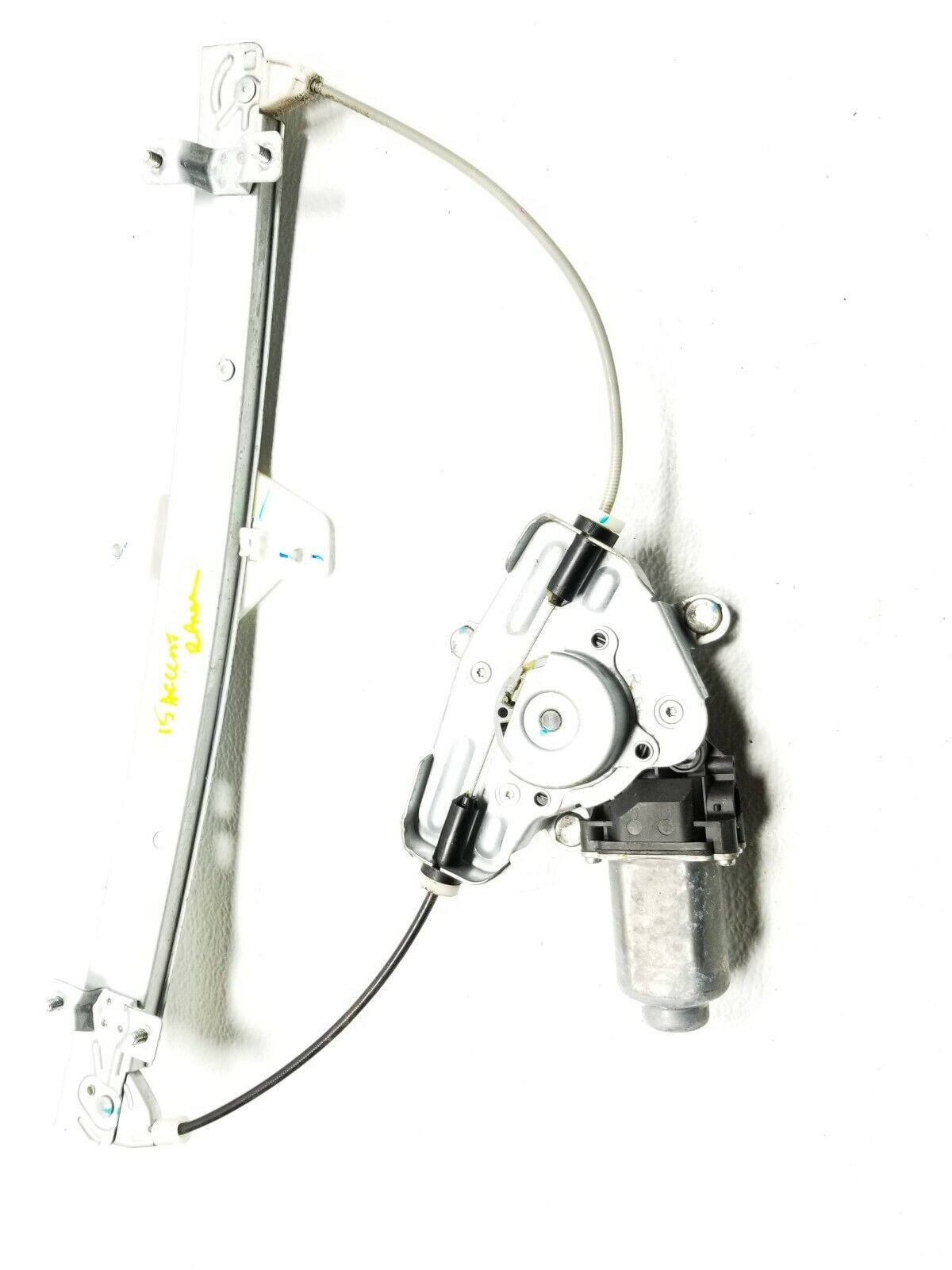 15 16 17 Hyundai Accent Rear Right Pass Side Door Window Regulator W/ Motor OEM