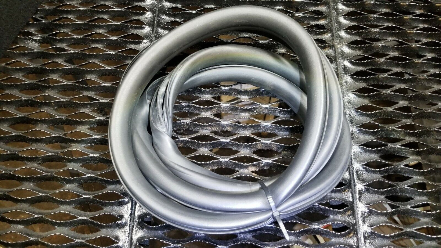 14 15 16 17 Volvo S60 Rear Left Driver Side Door Weatherstrip Seal OEM 42k