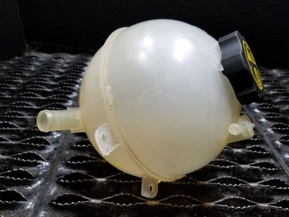 17 18 19 20 Cadillac Xt5 Coolant Reservoir Bottle OEM 34k