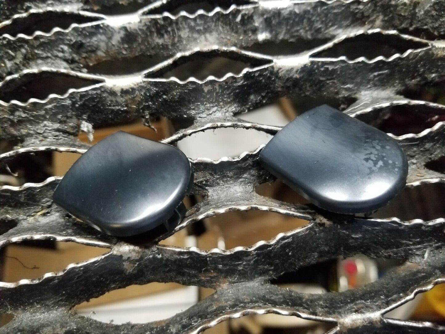16 17 18 19 Chevrolet Malibu Wiper Arm Mounting Bolt Cover Cap 2pcs OEM 3k