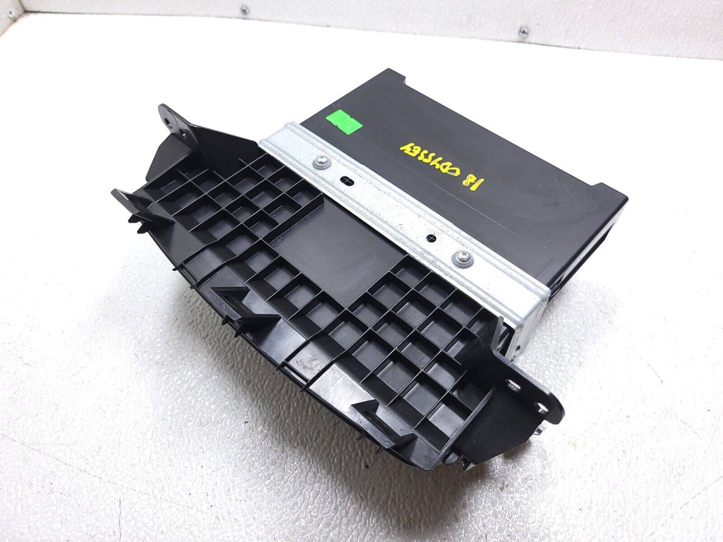 18 19 20 21 22 Honda Odyssey Dash Storage Bin Tray Box Compartment 77230-thr OEM