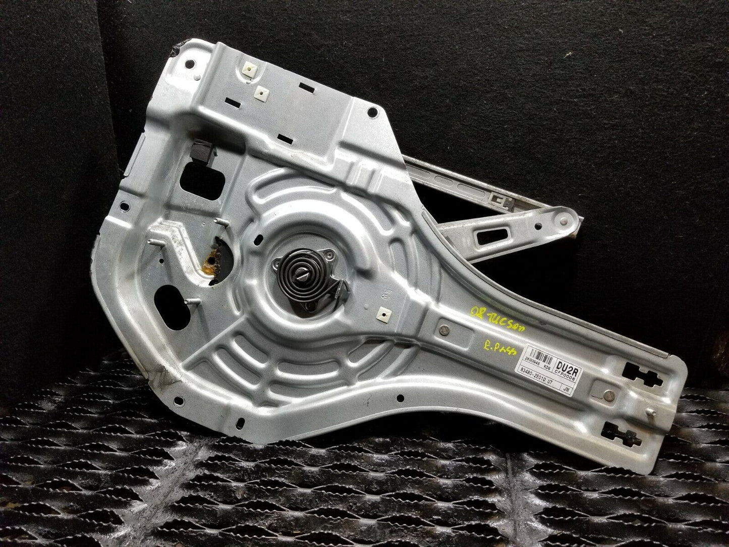 07 08 09 Hyundai Tucson Rear Right Passenger Side Door Window Regulator OEM 89k