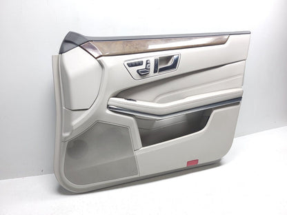 2011 - 2015 Mercedes E350 W212 Front Door Trim Panel Right Passenger Side OEM