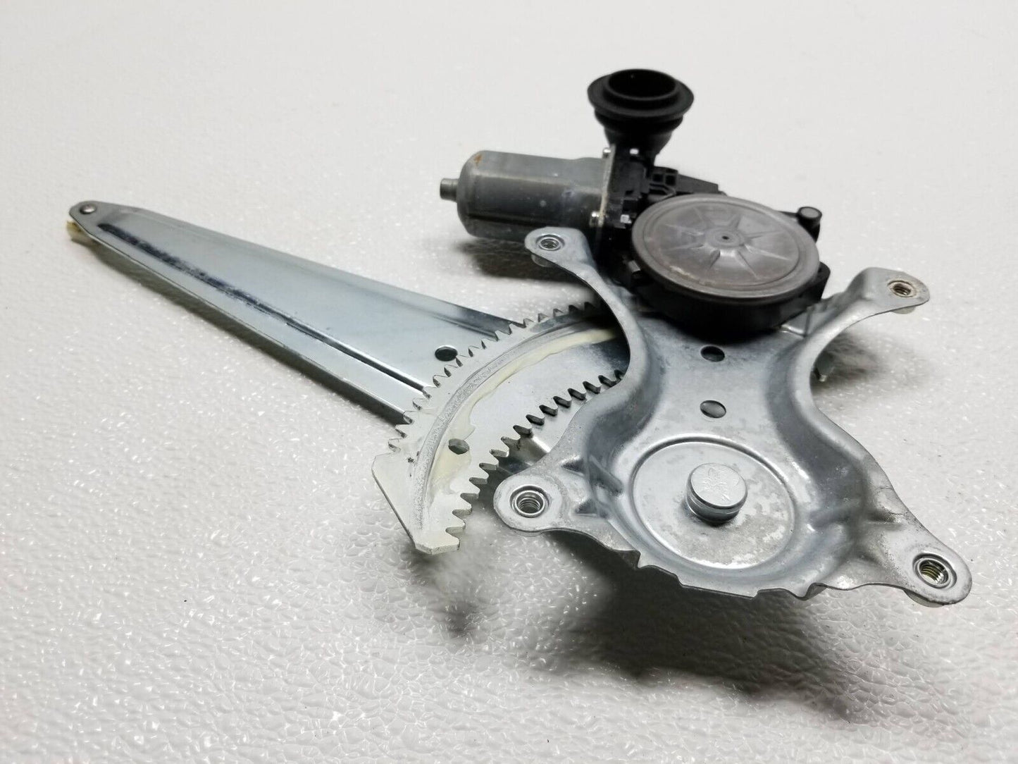 14 15 16 Toyota Corolla Rear Right Pass Door Window Regulator Motor OEM