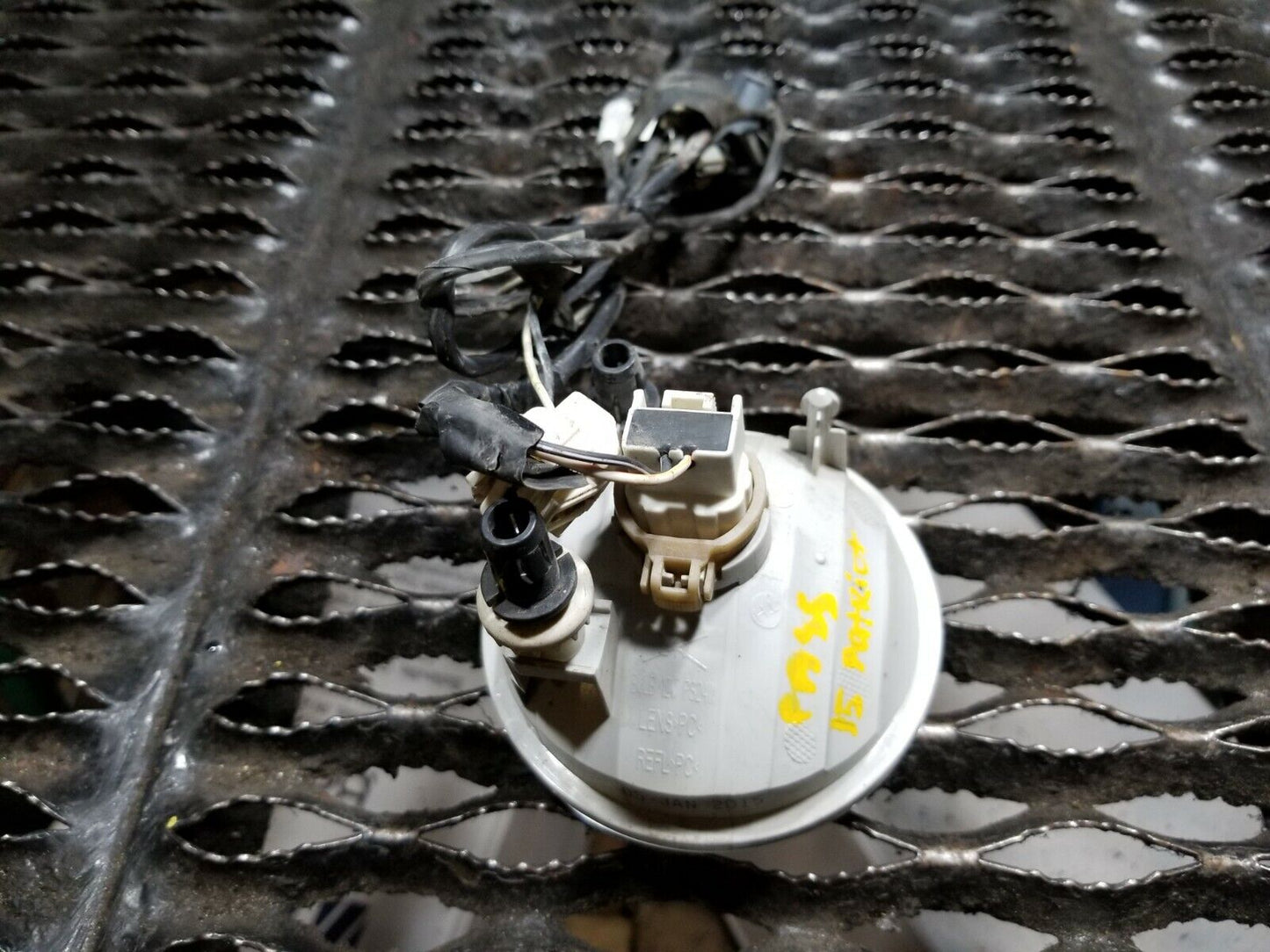 12 13 14 15 16 Jeep Patriot Front Right Pass Side Fog Light Lamp OEM 54k Miles