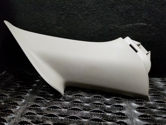 05 06 07 Dodge Magnum Rear Left Driver Side C Pillar Upper Trim Cover OEM