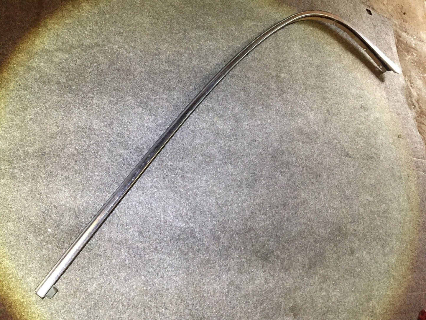 04 -11 Lincoln Town Car Front Left Door Exterior Frame Trim Bezel OEM