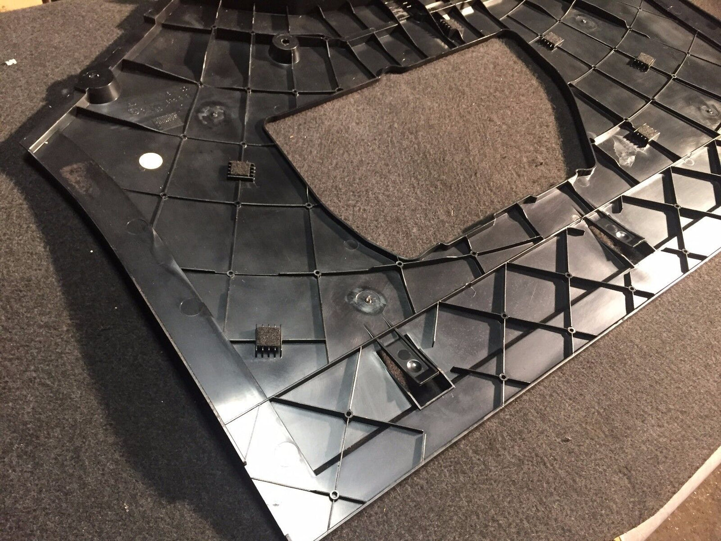 2005 - 2008 BMW 7545i E65 E66 Rear Trunk Floor Trim Cover Lid 51478251272 OEM