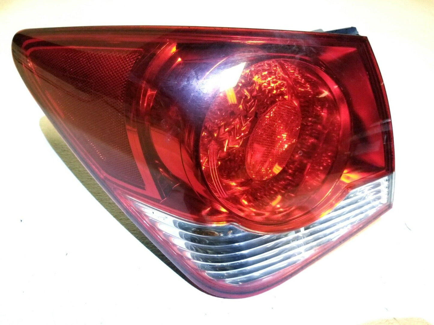 11 12 13 14 15 Chevrolet Cruze Rear Left Driver Side Tail Light OEM 23k Miles