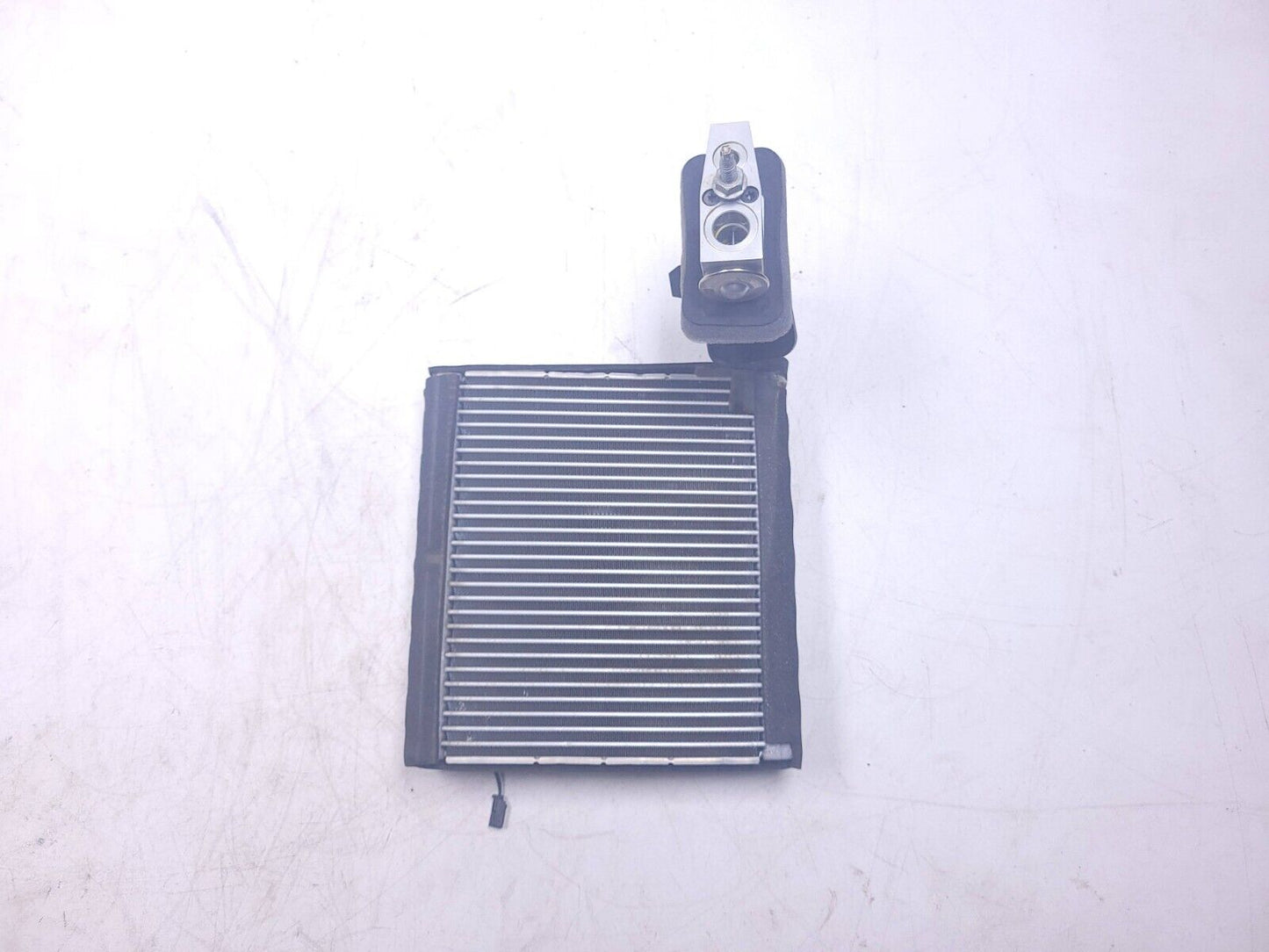 17 18 19 Ford Escape  AC Evaporator Gv61-19849-ba OEM