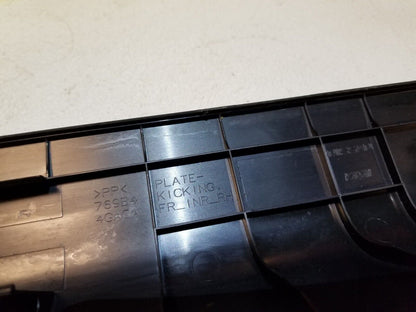 15 16 17 18 19 Infiniti Q50 Front Right Pass Door Sill Scuff Plate OEM