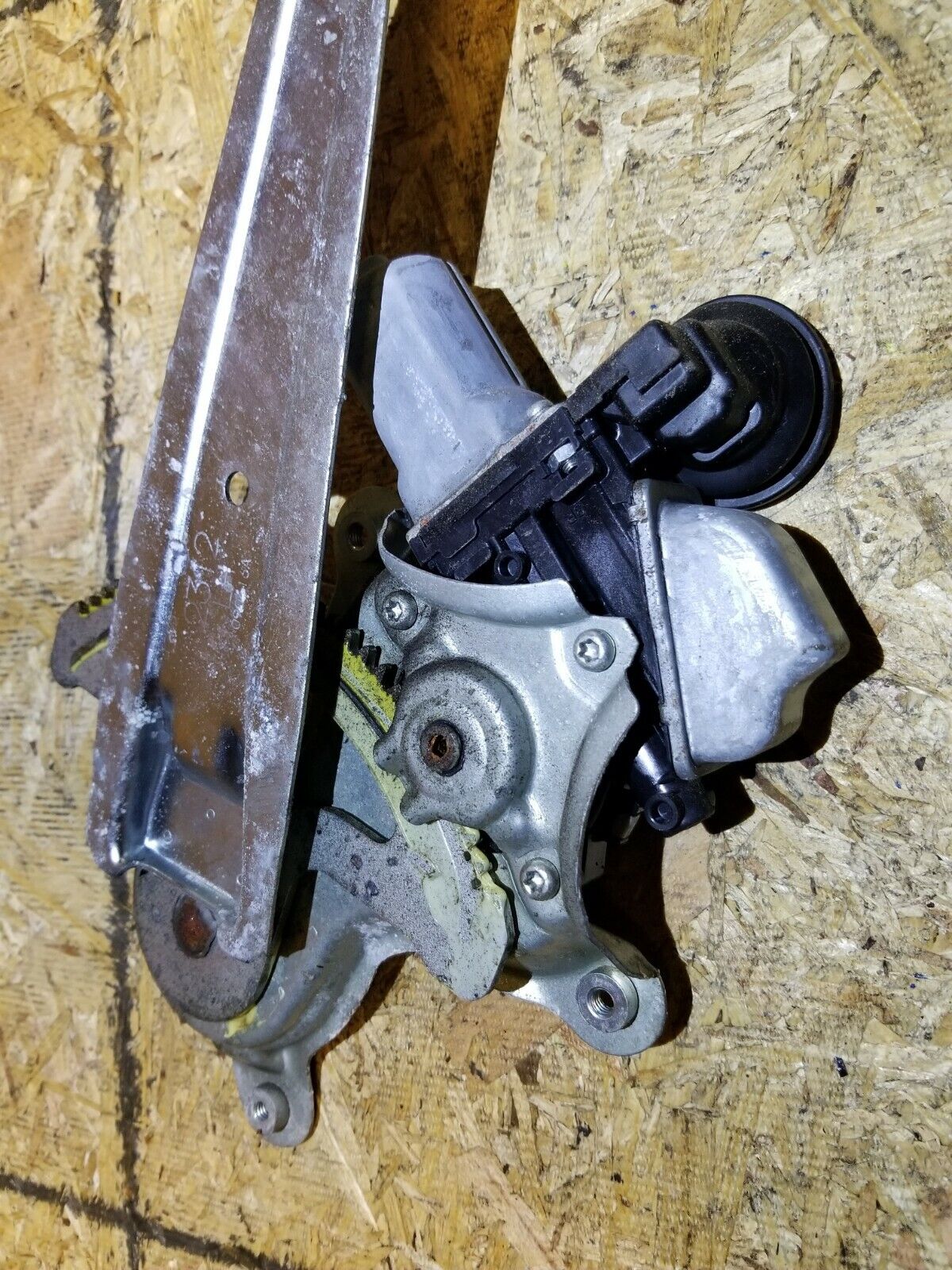 09 10 11 12 13 Lexus IS250 Rear Left Driver Side Window Regulator Motor OEM
