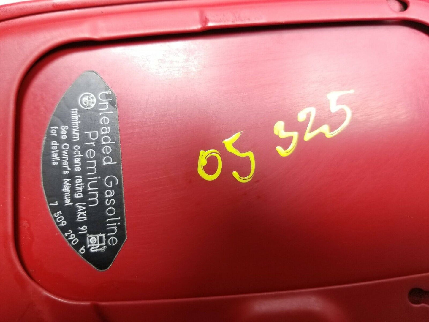 01 02 03 04 05 BMW E46 325xi Fuel Tank Door Lid OEM (438-red) 125k Miles