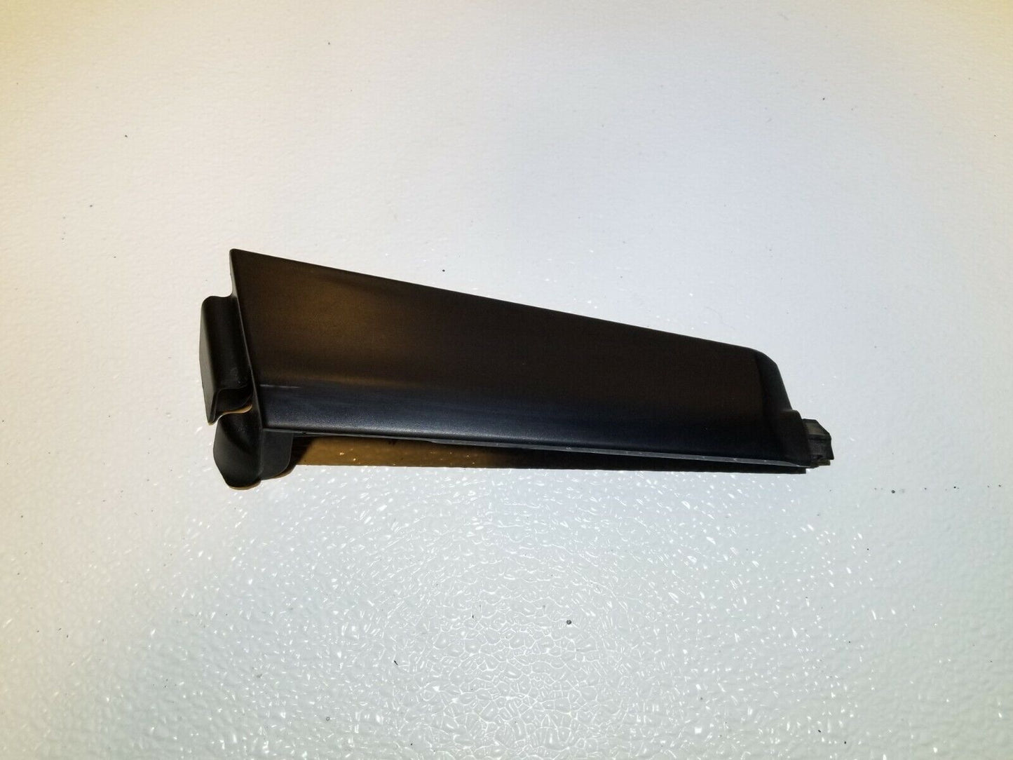 07 08 09 Acura RDX Rear Right Passenger Side Tailgate Hinge Cover OEM