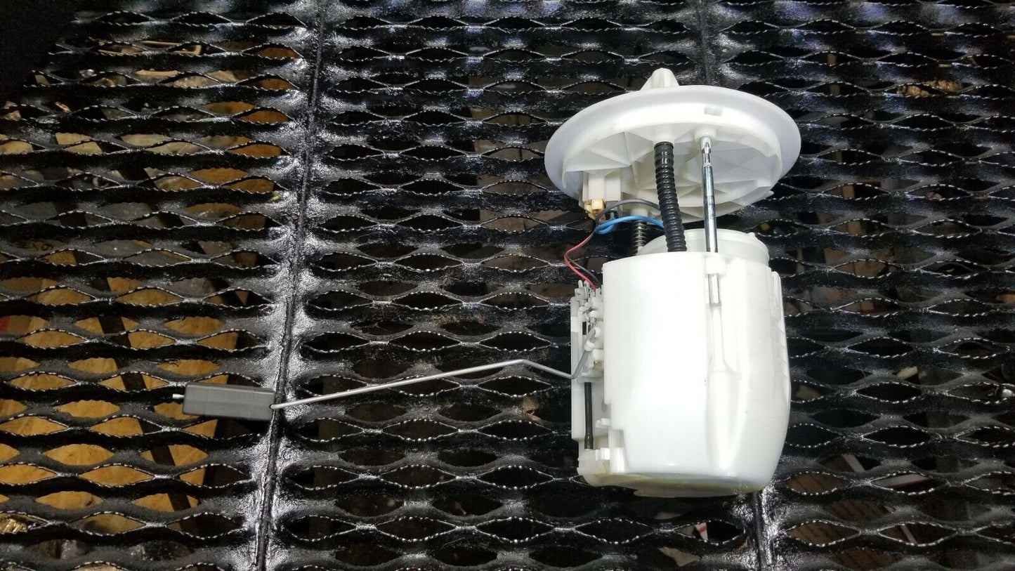 12 13 14 15 16 Jeep Patriot Fuel Pump 05147015aa OEM 50k
