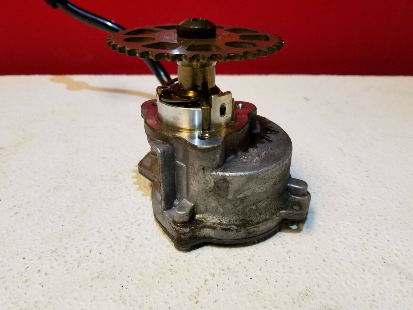 07 08 09 10 BMW E60 528i Engine Brake Vacuum Pump 200400089 OEM N52