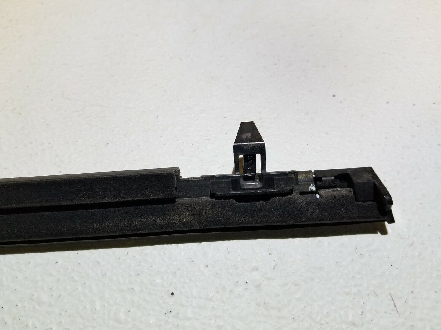 06 07 08 Acura Rl Front Left Driver Door Weatherstrip Belt Seal Molding OEM