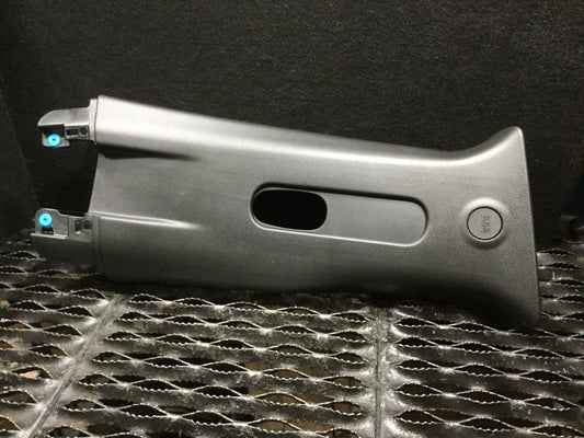 15 16 17 Jeep Renegade Right Pass Side Upper B Pillar Cover Trim OEM 7k Miles