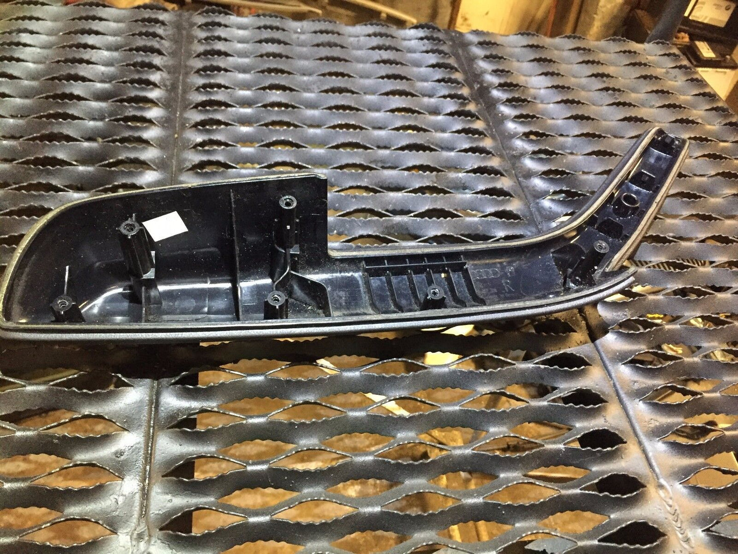 05 06 07 08 Audi A6 C6 Rear Right Pass Door Pull Handle Armrest OEM 4f0867306